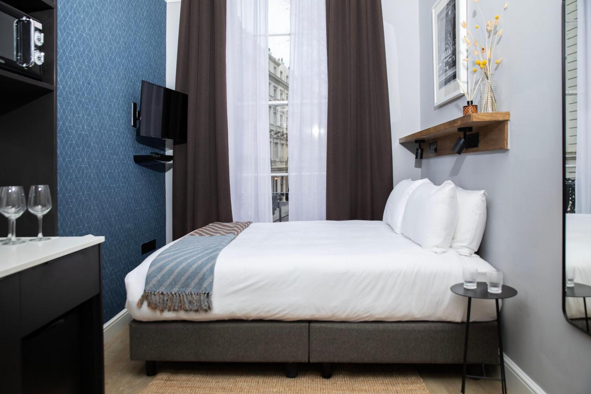 Compact Room,1548099925:JPEG