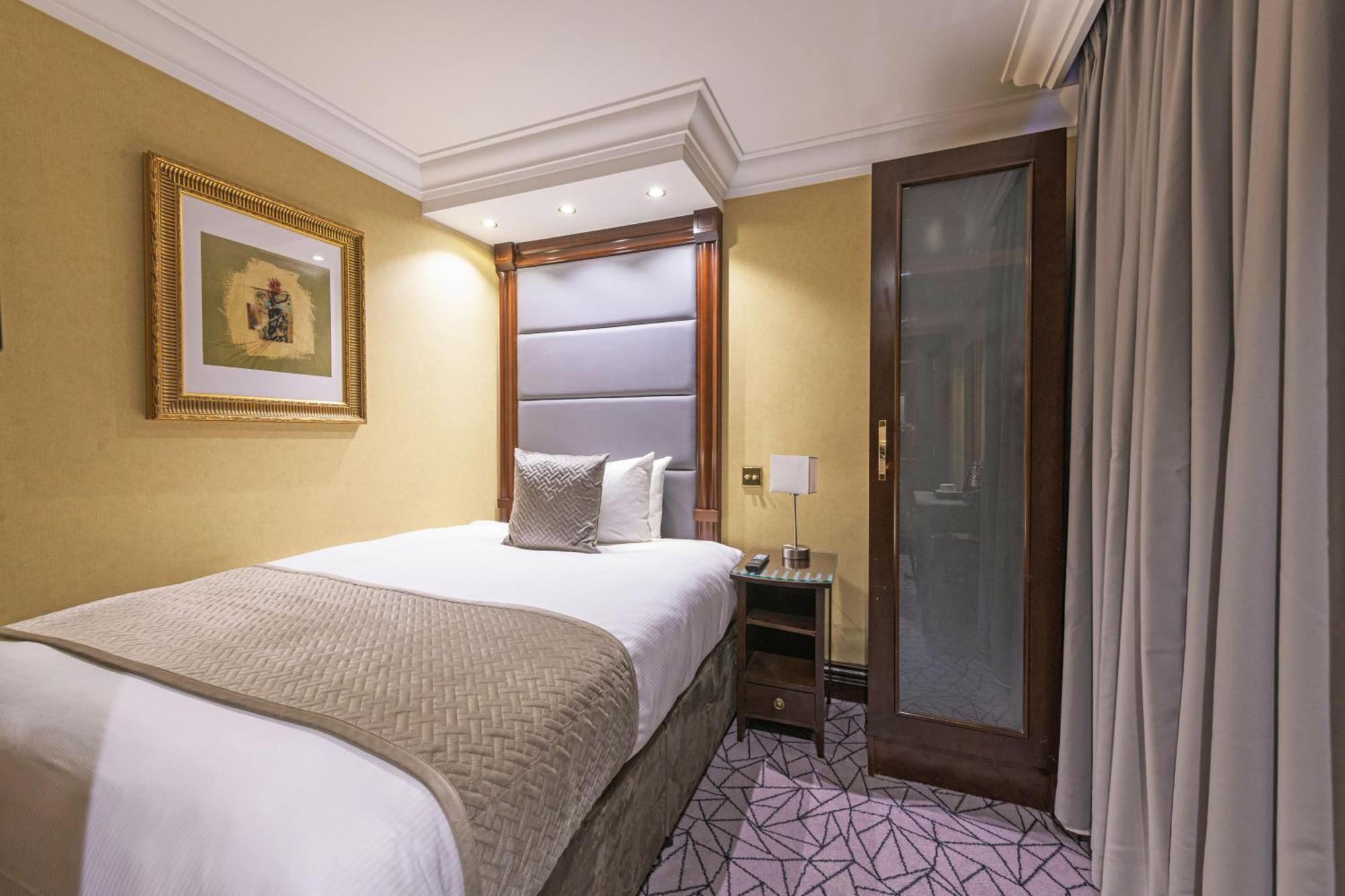 Executive Single Room,1586828211:JPEG