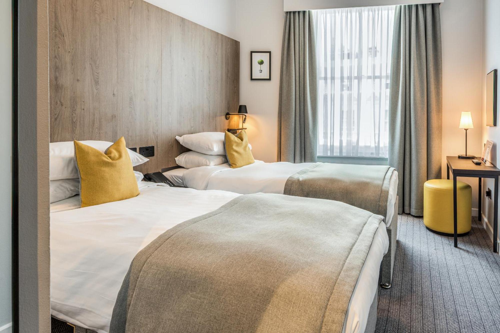 Standard Twin Room,1612954137:JPEG
