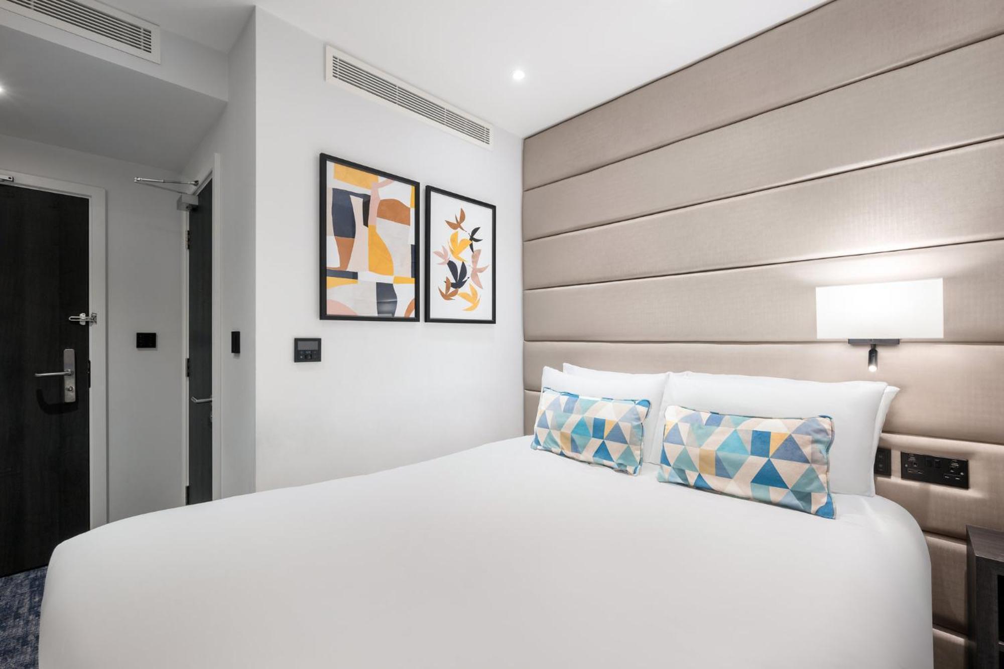 Standard Twin Room - Windowless,1686636356:JPEG