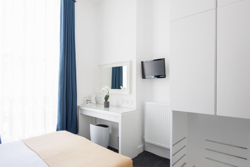 Double Room,700908448:JPEG