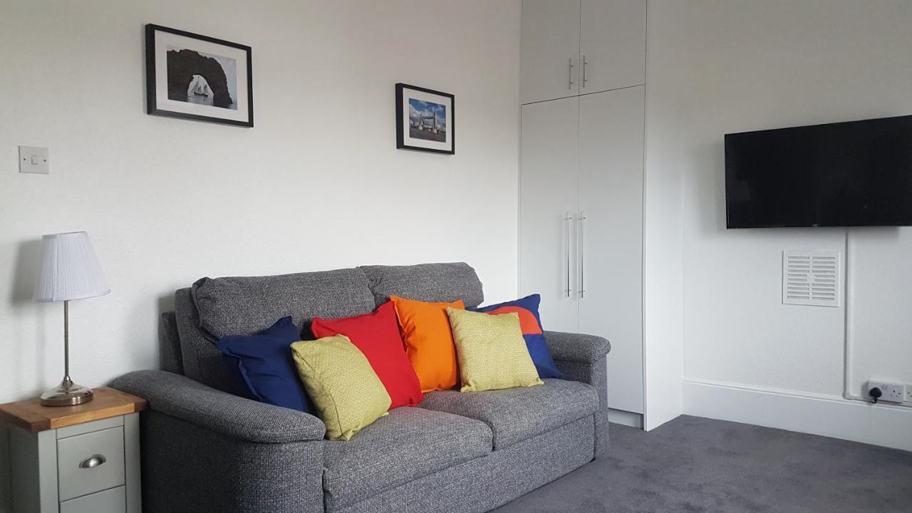 Standard Apartment,1589308953:JPEG